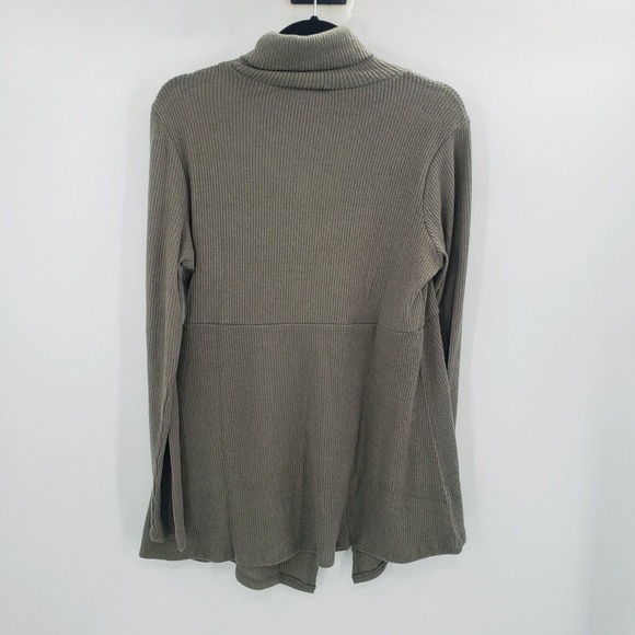 Dg2 Diane Gilman Green Split Front Sweater Womens Medium Turtleneck Rayon Blend - Picture 11 of 12